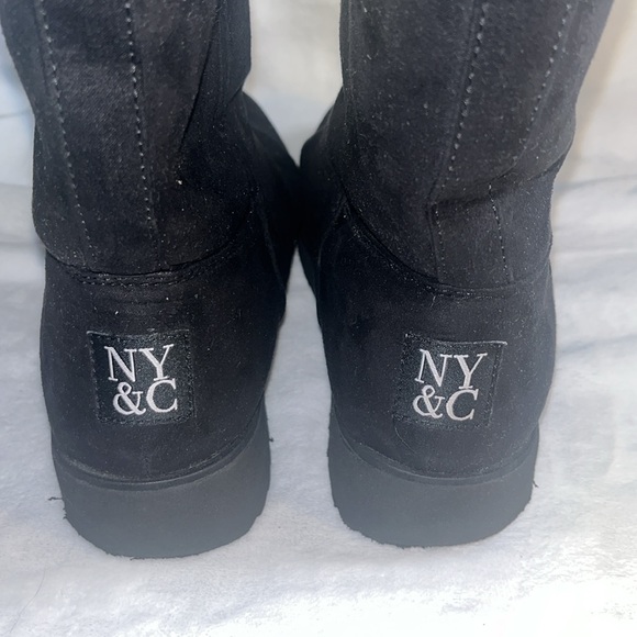 NY&Co black faux fur lined boots - Picture 3 of 5